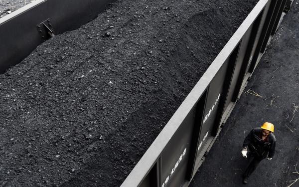 钢铁煤炭去产能均超额完成全年目标，十三五去产能或提前收官