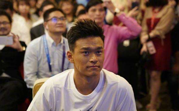 谁把“大白杨”练成“大黑杨”，孙杨师傅竟是位年轻80后