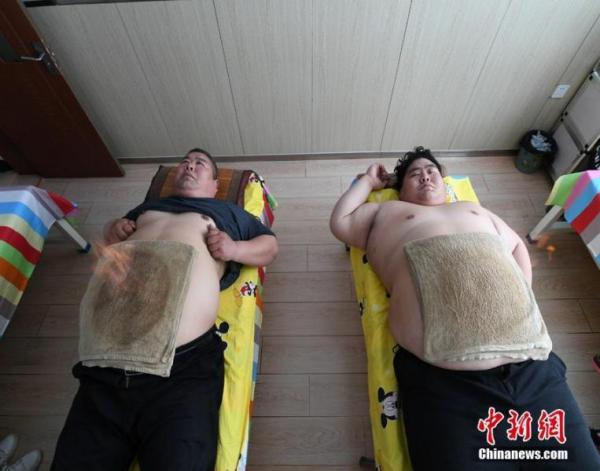 励志！父子俩共同减肥304斤，他们的瘦身秘籍只有10个字