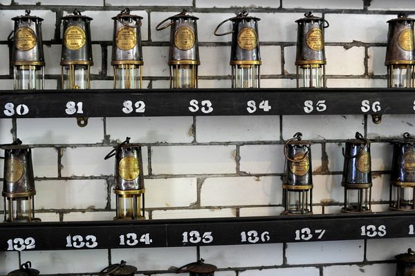 凝固历史足印，在比米什重返呼啸山庄时代