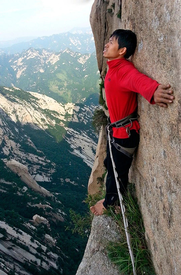 代号“圣诞快乐”：全世界最美的冰瀑就在中国