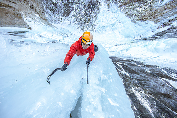 代号“圣诞快乐”：全世界最美的冰瀑就在中国