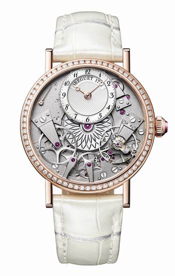 这个展览汇聚了数百件孤品腕表与珠宝