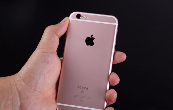 iPhone升级后变慢？英媒称此举为“诱使”用户换新机