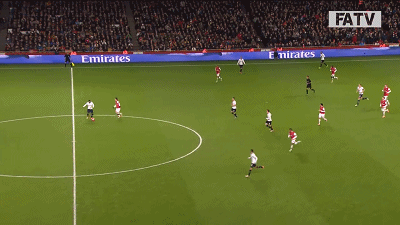 罗西基退役了，“绿茵莫扎特”感动阿森纳：足球还有忠诚可言