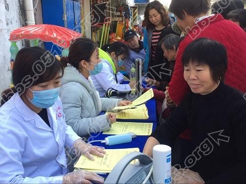 冬日暖心，诚信惠民 (2).jpg