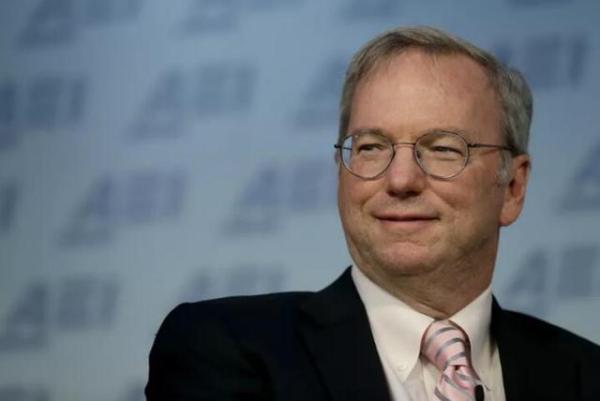 谷歌母公司执行董事长施密特明年1月卸任：他给谷歌立了规矩