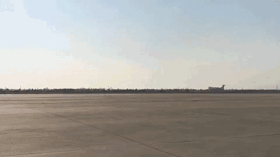 大型水陆两栖飞机AG600陆上首飞成功，将尽快水上首飞