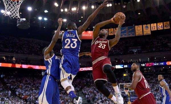 NBA圣诞大战观赛指南：你见过凌晨4点的詹姆斯杜兰特吗