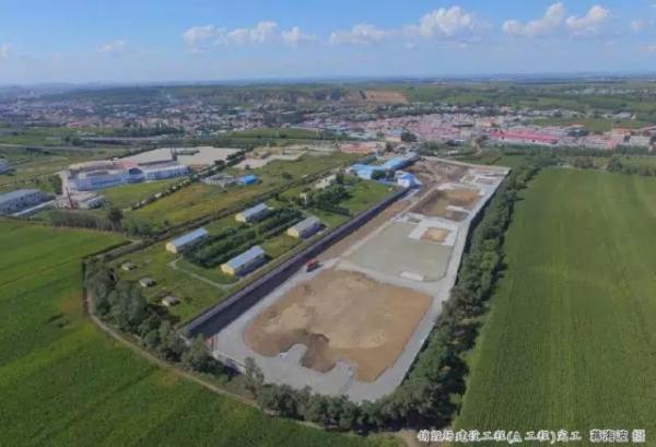 他们正在和日本遗留化学武器战斗，还黑龙江以净土