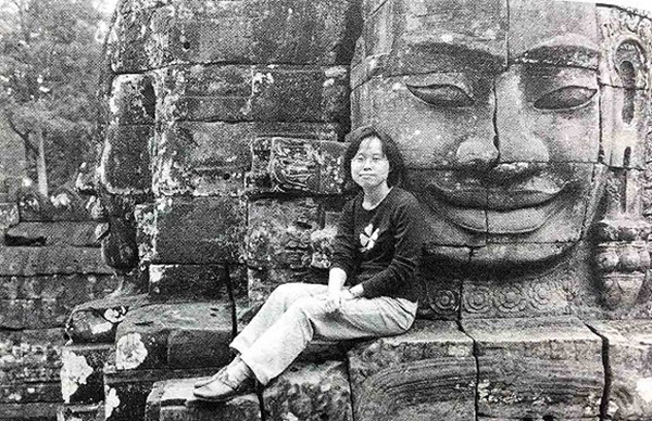 不是红色高棉也不是暹粒吴哥，她所谈论的是柬埔寨