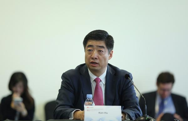华为轮值CEO胡厚崑：全年预计营收6000亿，增长15%