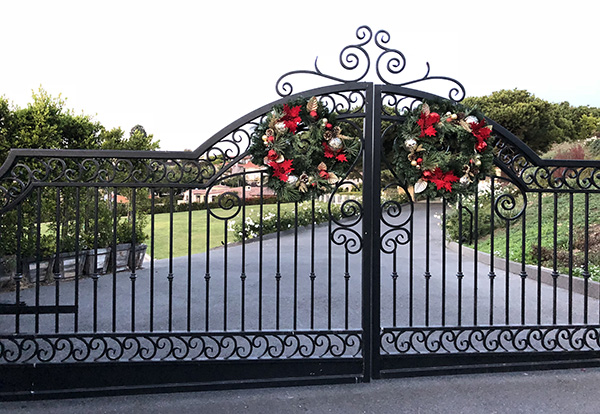 贾跃亭美国印记：5套洛杉矶豪宅在升值，有FF员工说他伟大