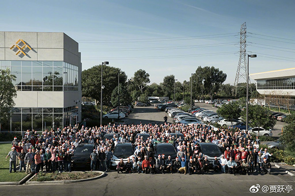 贾跃亭美国印记：5套洛杉矶豪宅在升值，有FF员工说他伟大