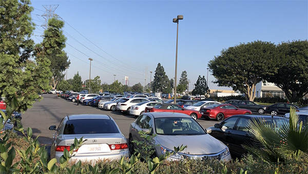 贾跃亭美国印记：5套洛杉矶豪宅在升值，有FF员工说他伟大