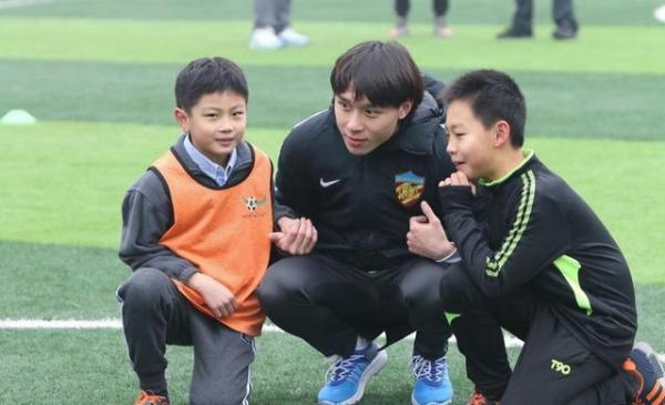 张修维醉驾后重回公众视野：给大家做了坏榜样，会勇敢承担