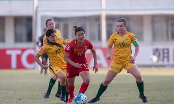 特写｜赵瑜洁的18岁，被美国名校录取的国青女足10号