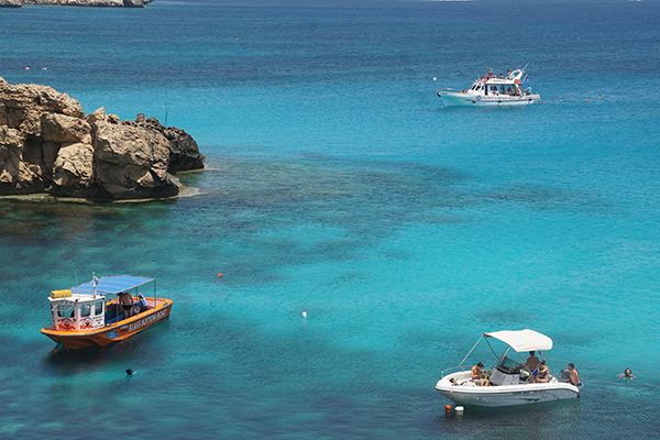 地中海“冷和平”岛国，塞浦路斯双面行纪