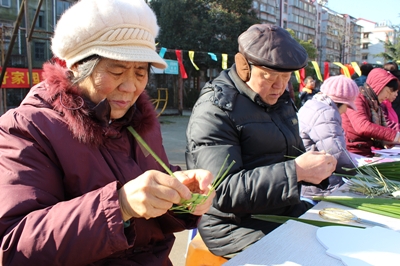 其乐融融庆元宵  温暖和谐一家亲.JPG