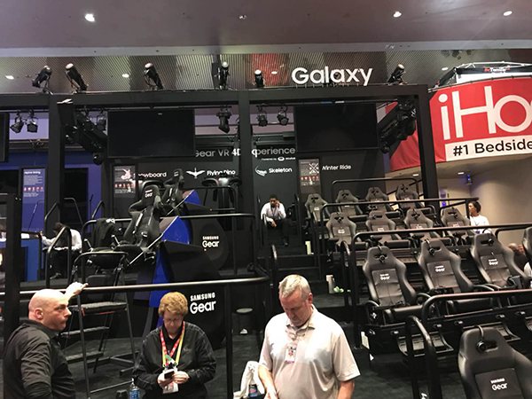 CES直击｜中央展馆大停电高科技全歇菜，谷歌首秀展台被淹