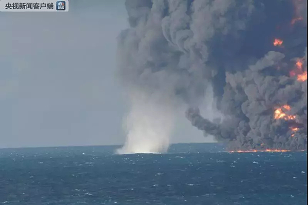 最坏结果出现：“桑吉”轮沉没了，泄漏的油该怎么办？