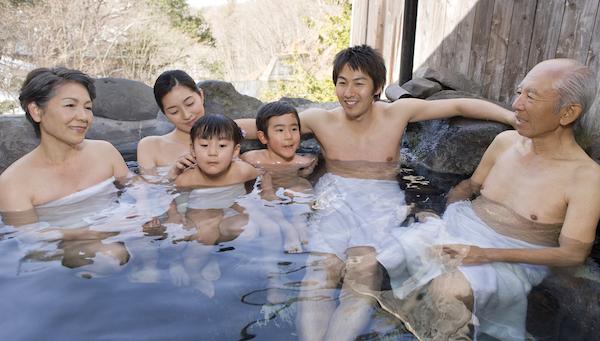 问答｜天气冷了，高血压患者能不能泡温泉？