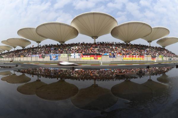 F1轰鸣中国15年了，上海大奖赛为车迷带来了“新福利”