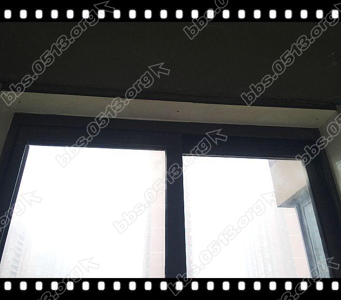 主卫窗帘板安装 (2).jpg