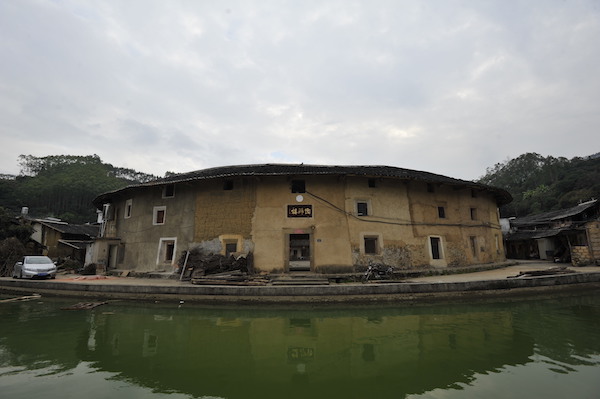 新式农村 | 内龙村，改变从土楼和妇女志愿者开始