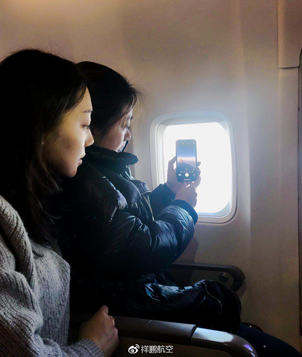从欢迎登机到欢迎开机，祥鹏航空西南首家开放空中使用手机
