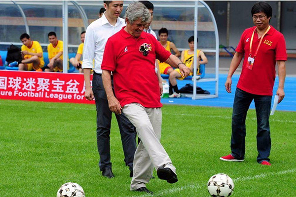 米卢：要帮国足打入卡塔尔世界杯，中国足协主席需要有远见