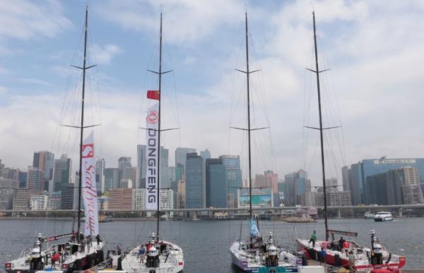 被赴港外国参赛帆船撞沉，一艘内地船10人坠海其中1人死亡