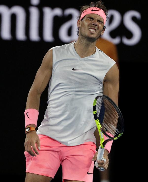 纳达尔澳网遗憾退赛，他一瘸一拐的坚持让人好心疼