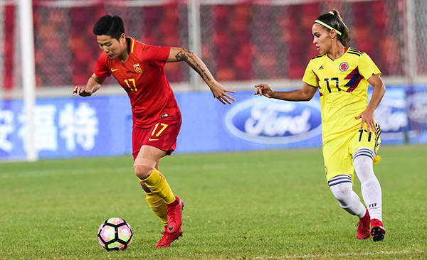 三战全胜夺邀请赛冠军！拿下世界杯门票，女足姑娘很稳