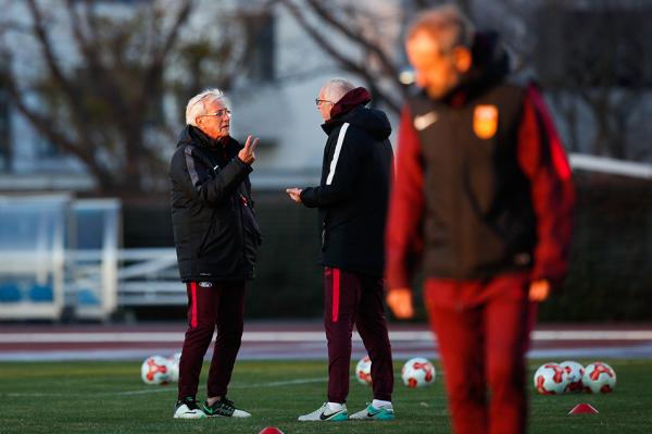 U23国足主帅：里皮满意求胜欲，中国球员不该去英意西联赛