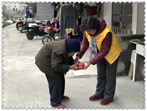 百花村社区：初心不忘党恩  腊八飘香沁心田6_副本.jpg