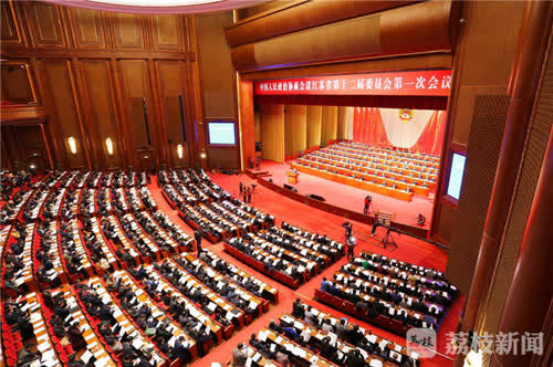 2017年江苏GDP首破8万亿元，增长7.2%