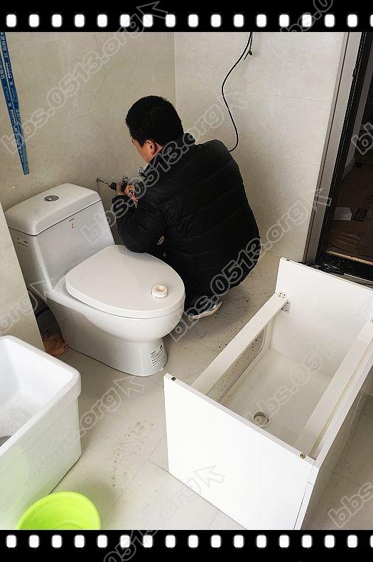 马桶和浴柜 (5).jpg