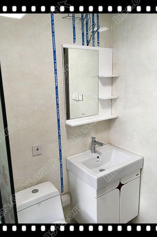 马桶和浴柜 (17).jpg