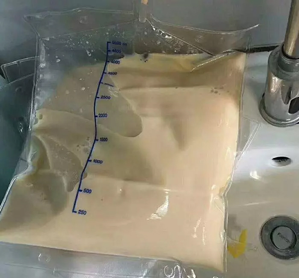 辟谣｜一日三餐全靠外卖，血浆变成“猪油色”，这是真的吗？