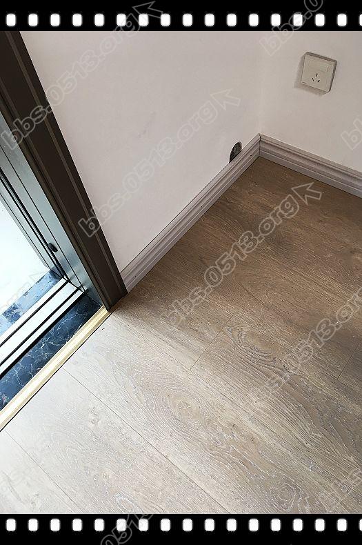 移门两侧踢脚线 (6).jpg