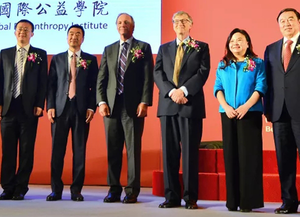 中国女富豪捐15亿美元救濒危动物？东方园林称有计划未售股