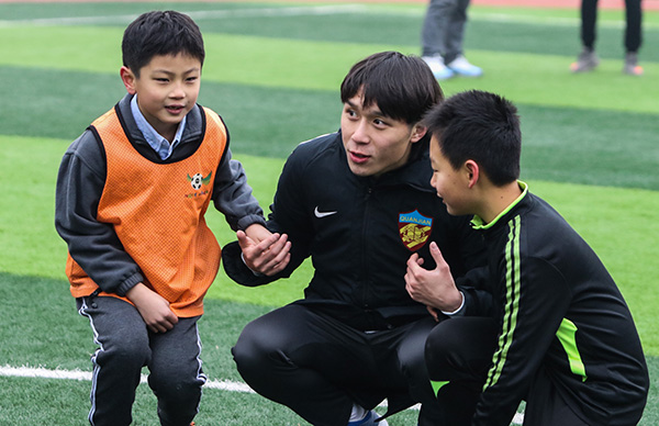 张修维年龄造假停赛9个月，但足协这张罚单却救了他和国足