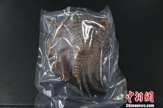 合肥邮检口岸截获一批来自泰国的鳄鱼肉干
