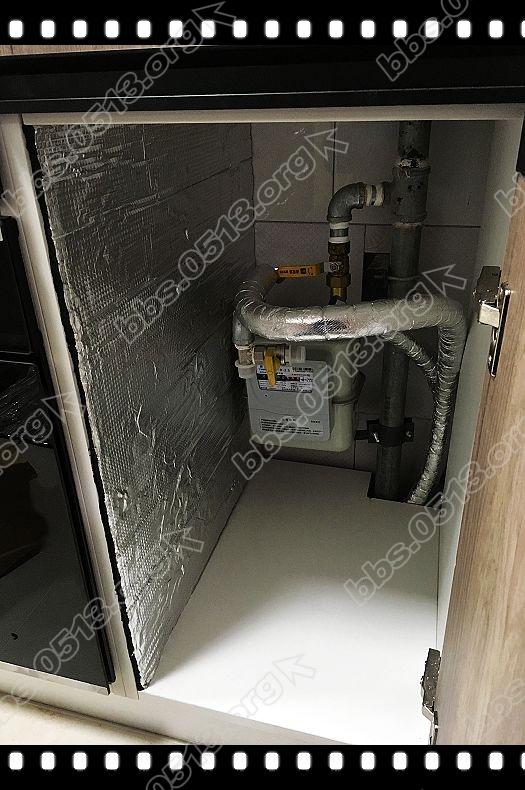 燃气表柜隔热和固定 (2).jpg