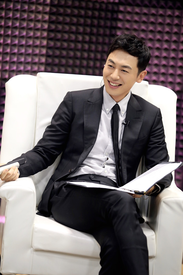 专访｜朱亚文：演员的尊严，不是靠和行业对抗来的