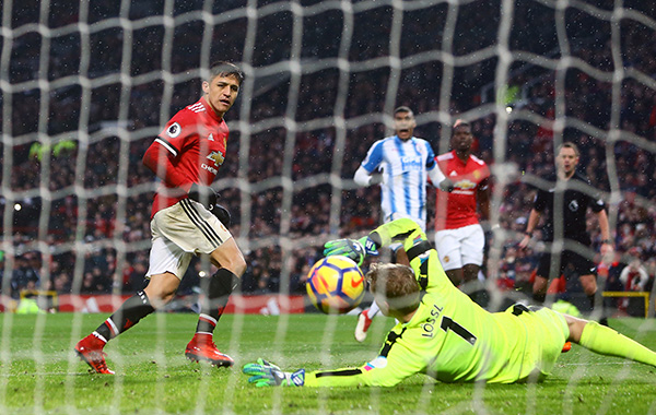 桑切斯、姆希塔良争头条，谁是曼联和阿森纳交易的最大赢家