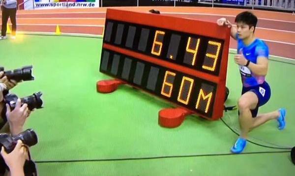 苏炳添再破60米亚洲纪录夺冠，3站三冠无愧亚洲王者
