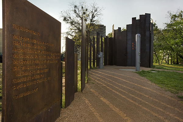 高颜值公厕告诉你，在这样的微型公共建筑里旅行未尝不是美事
