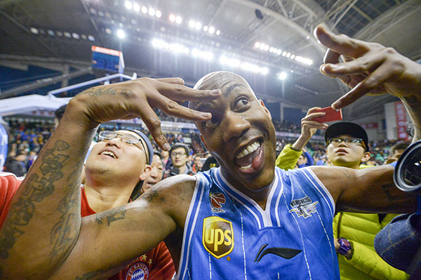 马布里：没说要做中国男篮教练，国家队还是中国主帅带更好